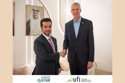 UFI-Visit-Qatar-signing