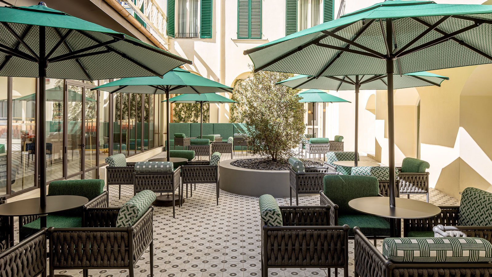 Anglo-American Hotel Florence Curio Collection by Hilton