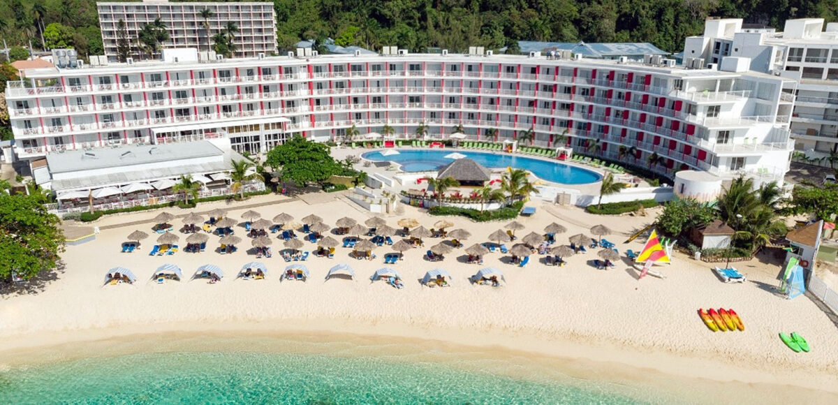 Wyndham and Decameron team up to expand All-Inclusive offerings - Vimarsana News